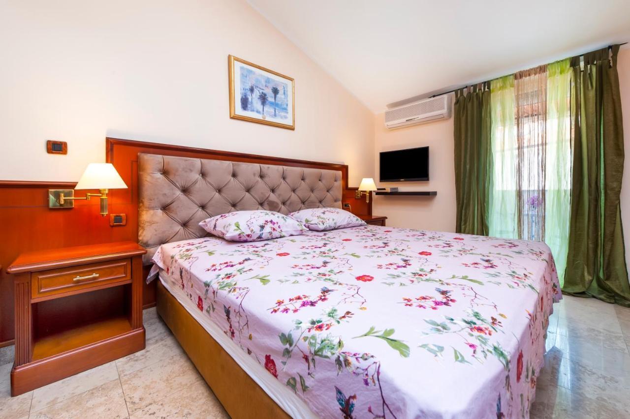 Luna Tsuki Six Aparthotel Rovigno