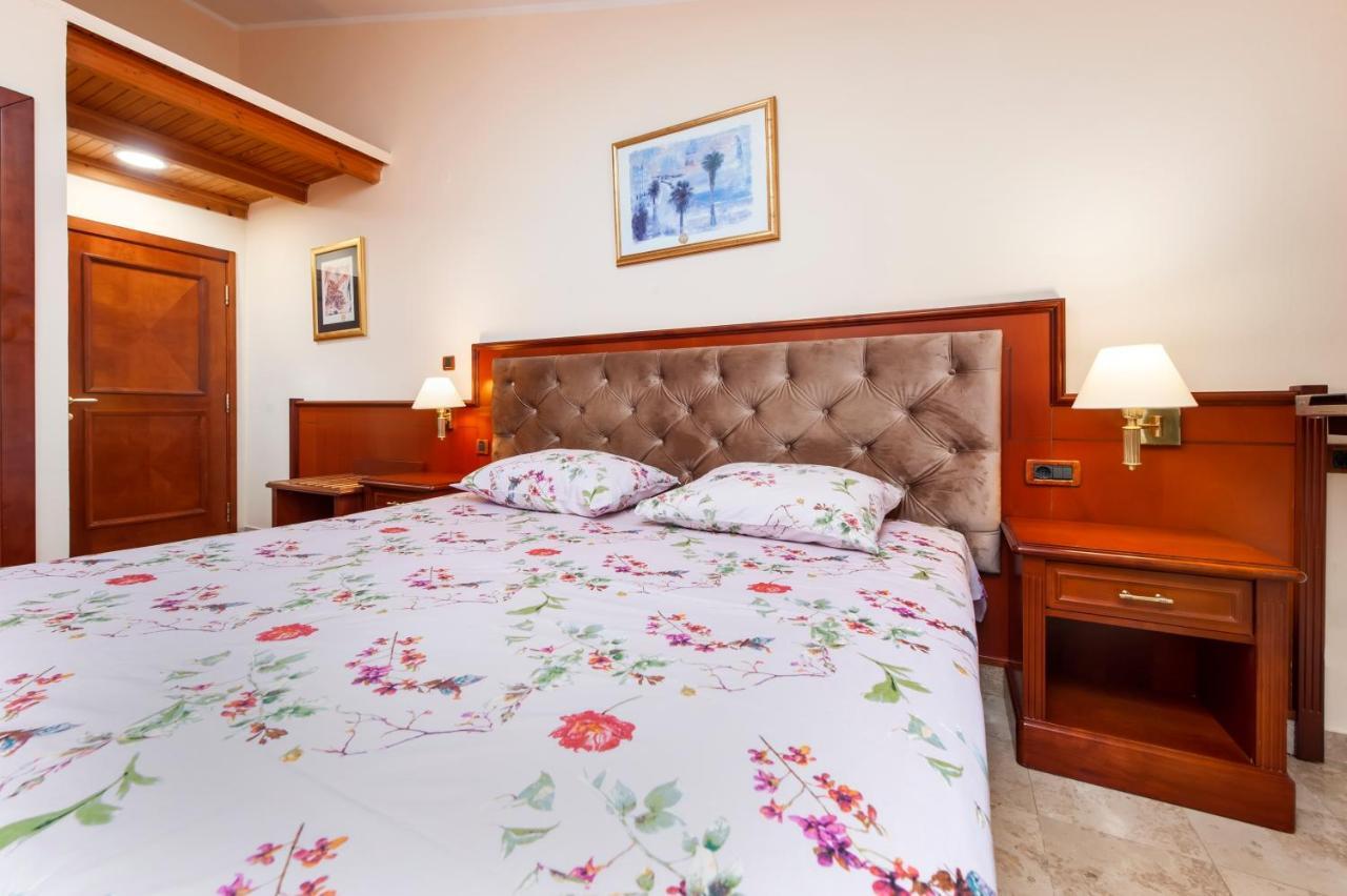 Aparthotel Luna Tsuki Six *
